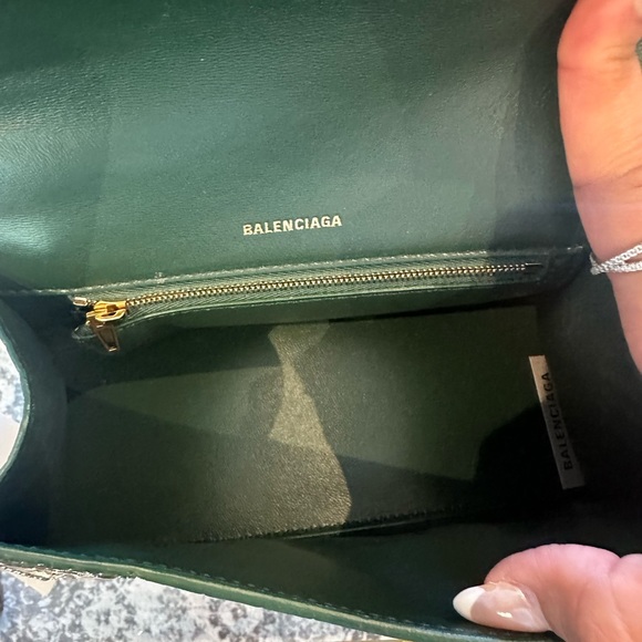 💗SOLD💗HOURGLASS SMALL HANDBAG CROCODILE EMBOSSED - Picture 7 of 7